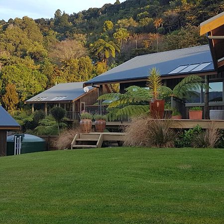 Riverstone Retreat Karamea Екстериор снимка
