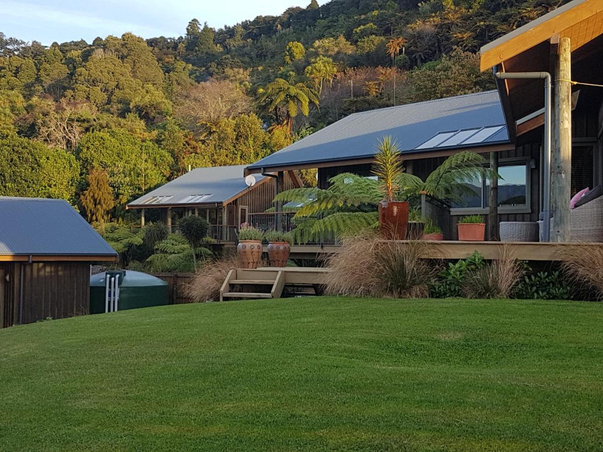 Riverstone Retreat Karamea Екстериор снимка