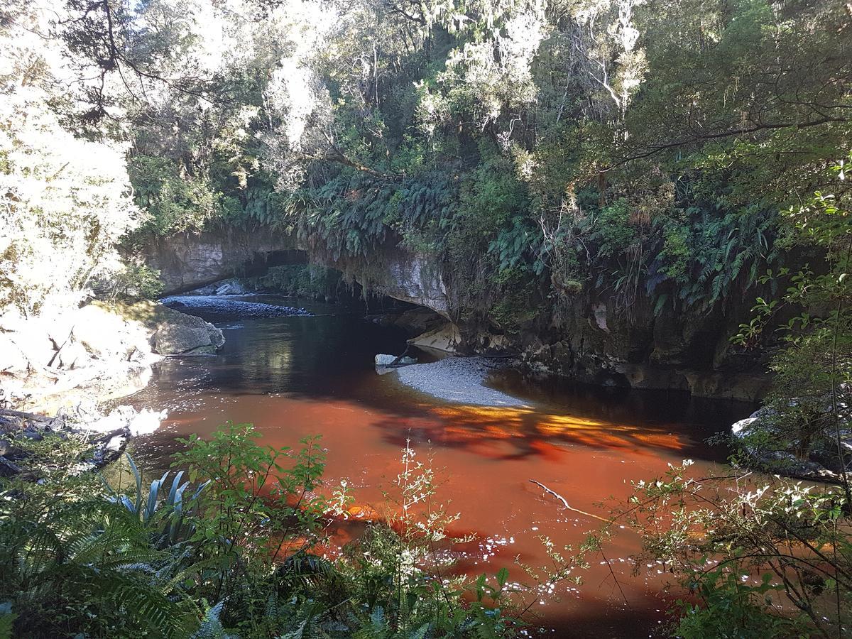 Riverstone Retreat Karamea Екстериор снимка